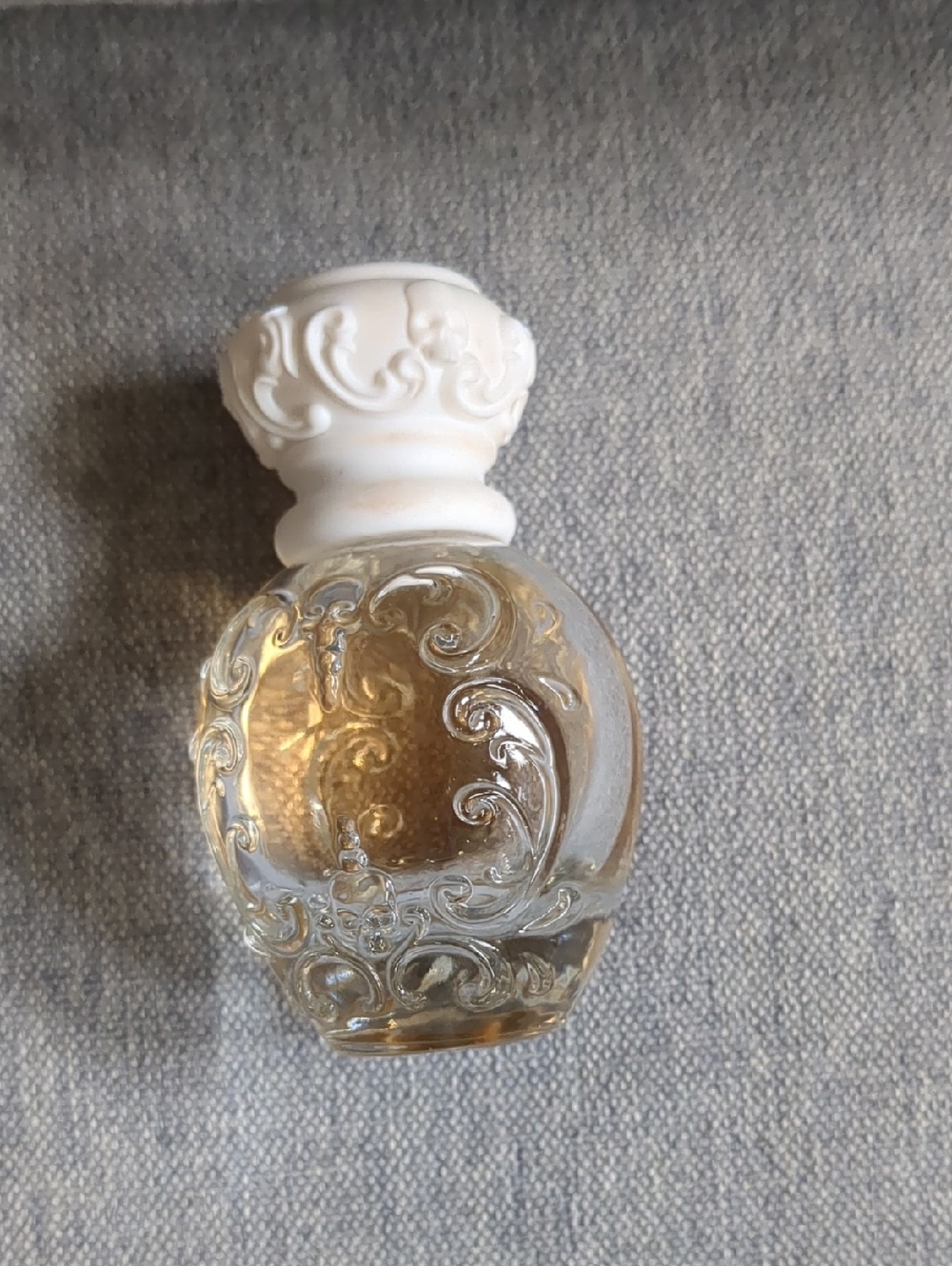 Rare Kat Von D Saint Perfume (Discontinued) - Picture 4 of 7